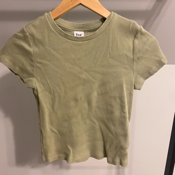 Ribbed green top - Picture 1 of 2